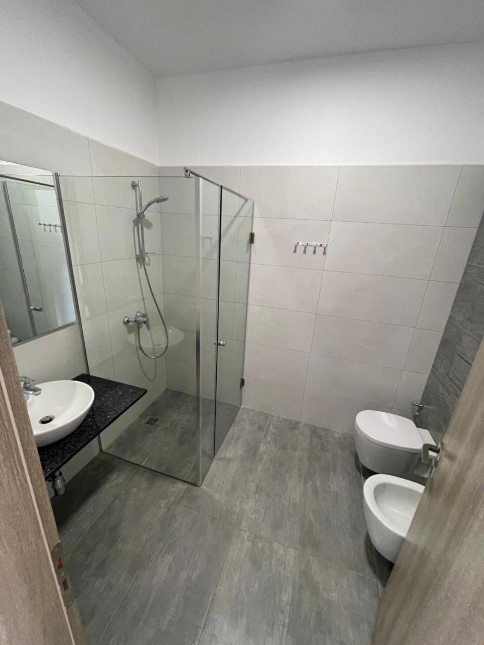 Kristina Bellavista Rooms Sarande Exterior photo
